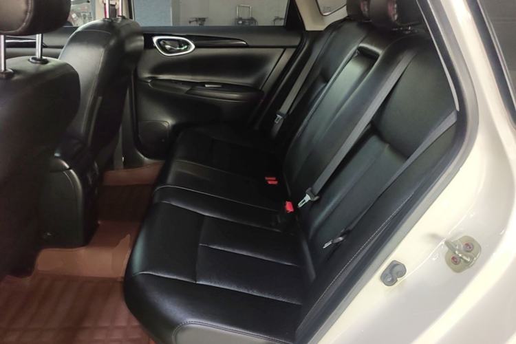 Used Nissan Sylphy 2021 Classic 1.6XL CVT Luxury Edition Left Rear Seat