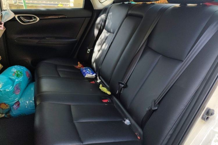 Used Nissan Sylphy 2021 Classic 1.6XL CVT Luxury Edition Left Rear Seat