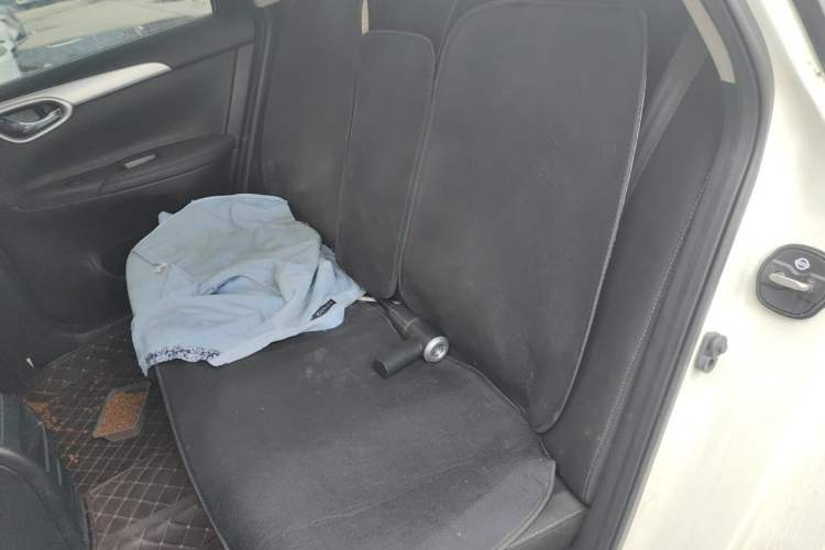 Used Nissan Sylphy 2021 Classic 1.6XE Manual Comfort Edition Left Rear Seat