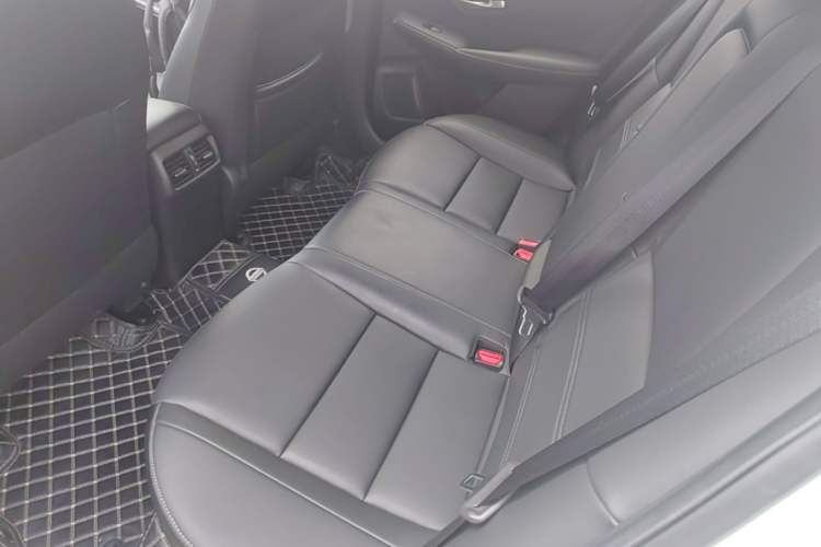 Used Nissan Sylphy 2021 1.6L XL CVT Enjoyment Edition Left Rear Seat