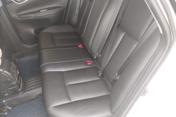 Used Nissan Sylphy 2021 Classic 1.6XL CVT Luxury Edition Left Rear Seat