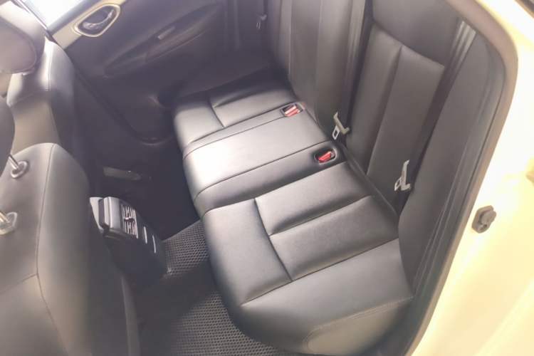 Used Nissan Sylphy 2021 Classic 1.6XL CVT Luxury Edition Left Rear Seat
