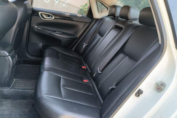 Used Nissan Sylphy 2021 Classic 1.6XL CVT Luxury Edition Left Rear Seat