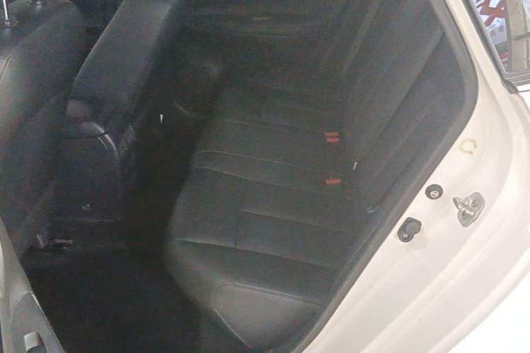 Used Nissan Sylphy 2021 Classic 1.6XL CVT Luxury Edition Left Rear Seat