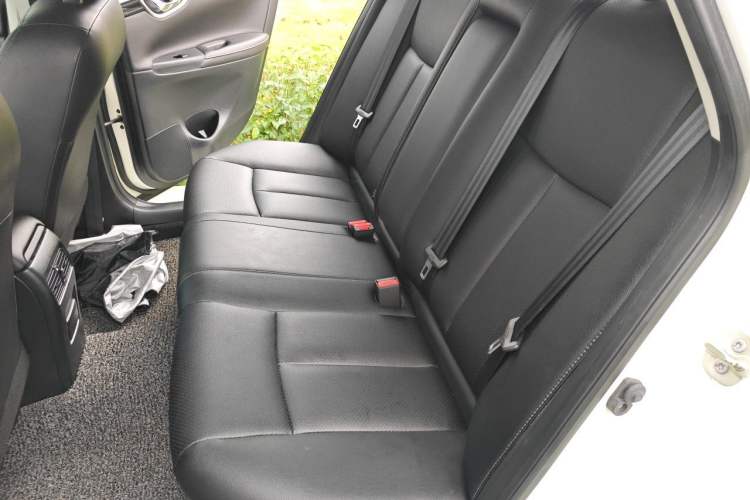 Used Nissan Sylphy 2021 Classic 1.6XL CVT Luxury Edition Left Rear Seat