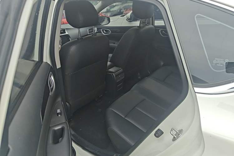 Used Nissan Sylphy 2021 Classic 1.6XL CVT Luxury Edition Left Rear Seat