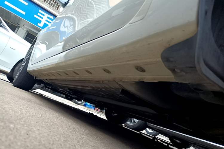 Used Nissan Sylphy 2021 Classic 1.6XE CVT Comfort Edition Left Side Sill