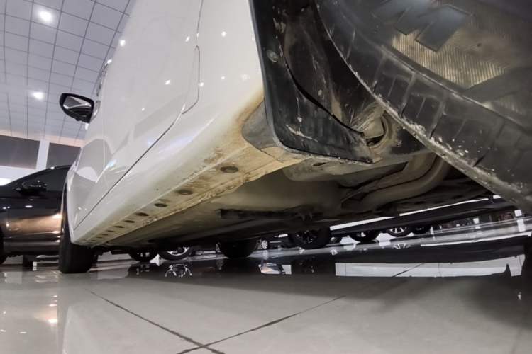 Used Nissan Sylphy 2021 Classic 1.6XE CVT Comfort Edition Left Side Sill