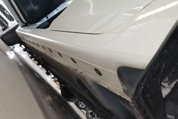 Used Nissan Sylphy 2021 Classic 1.6XE CVT Comfort Edition Left Side Sill