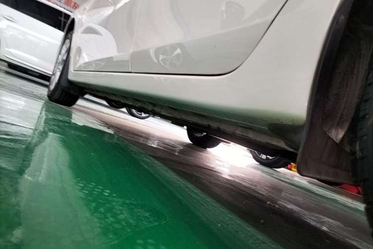 Used Nissan Sylphy 2021 Classic 1.6XL CVT Luxury Edition Left Side Sill