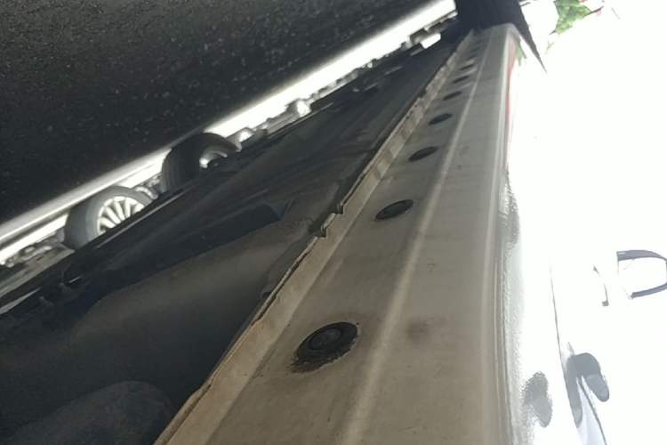 Used Nissan Sylphy 2021 Classic 1.6XL CVT Luxury Edition Left Side Sill