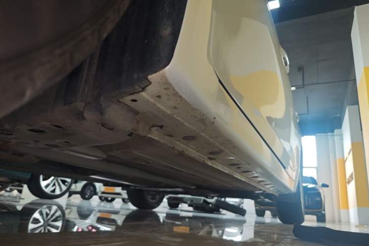 Used Nissan Sylphy 2021 Classic 1.6XL CVT Luxury Edition Left Side Sill