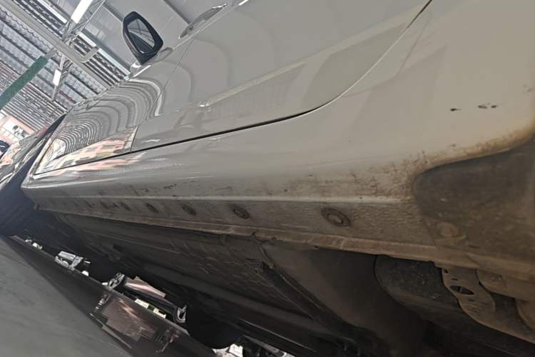 Used Nissan Sylphy 2021 Classic 1.6XE CVT Exclusive Edition Left Side Sill