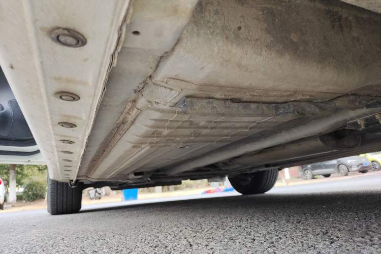 Used Nissan Sylphy 2021 Classic 1.6XE CVT Exclusive Edition Left Side Sill