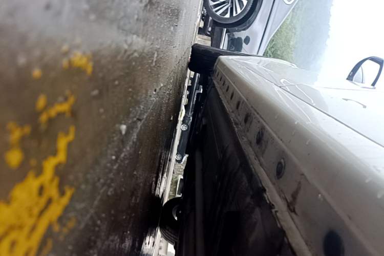 Used Nissan Sylphy 2021 Classic 1.6XL CVT Luxury Edition Left Side Sill