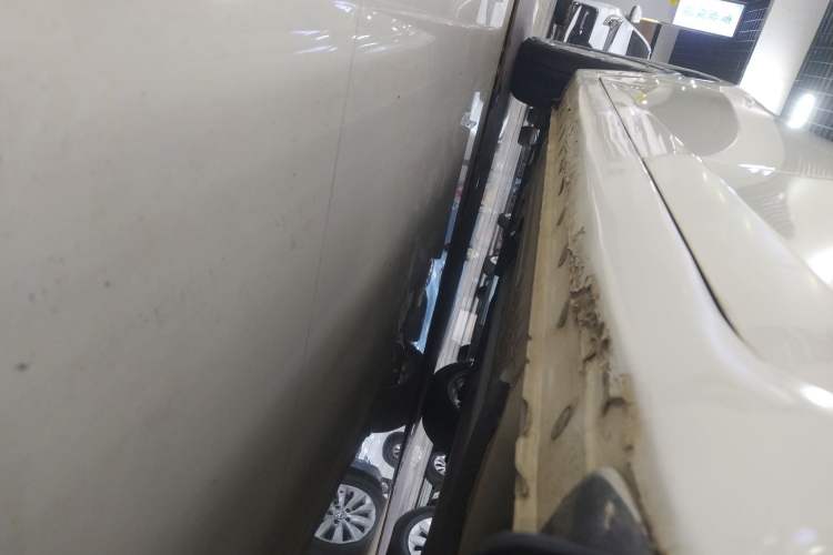 Used Nissan Sylphy 2021 Classic 1.6XE CVT Comfort Edition Left Side Sill