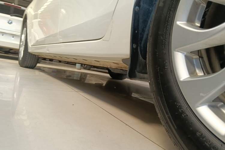 Used Nissan Sylphy 2021 Classic 1.6XL CVT Luxury Edition Left Side Sill