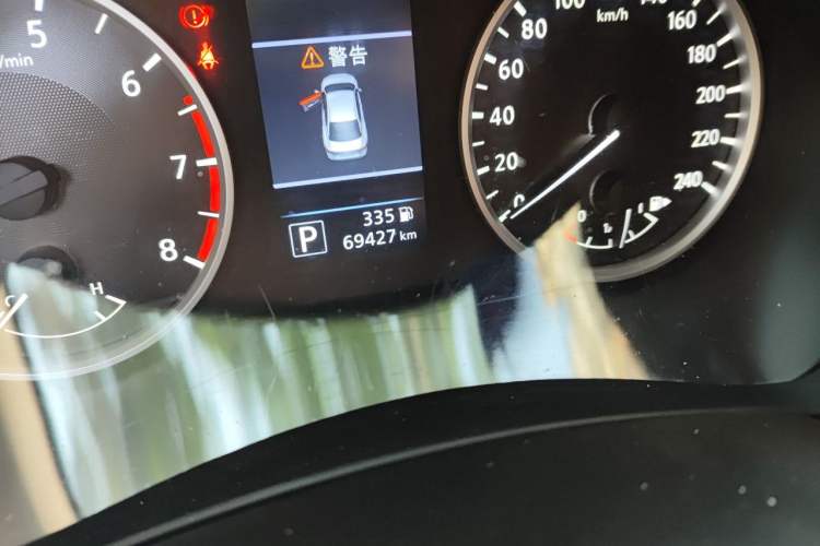 Used Nissan Sylphy 2021 1.6L XL CVT Enjoyment Edition Odometer Close Up