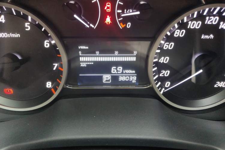 Used Nissan Sylphy 2021 Classic 1.6XL CVT Luxury Edition Odometer Close Up