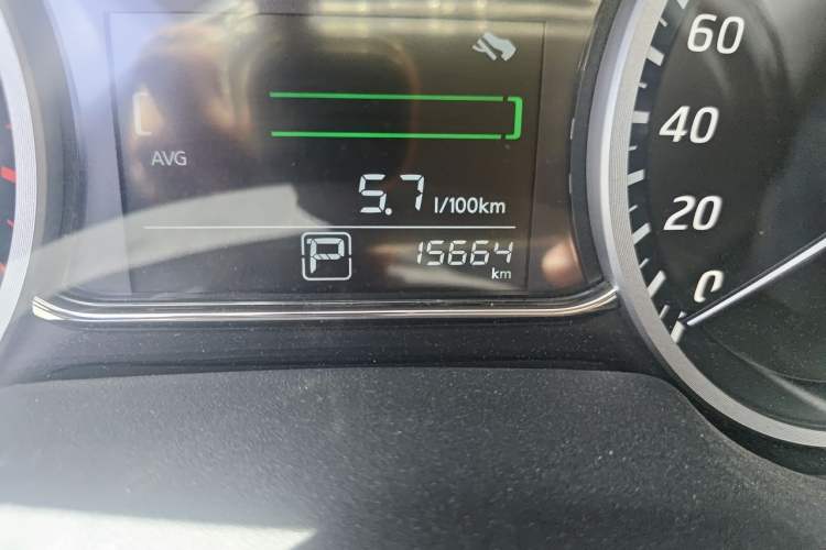 Used Nissan Sylphy 2021 Classic 1.6XE CVT Comfort Edition Odometer Close Up