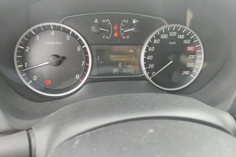 Used Nissan Sylphy 2021 Classic 1.6XE CVT Comfort Edition Odometer Close Up