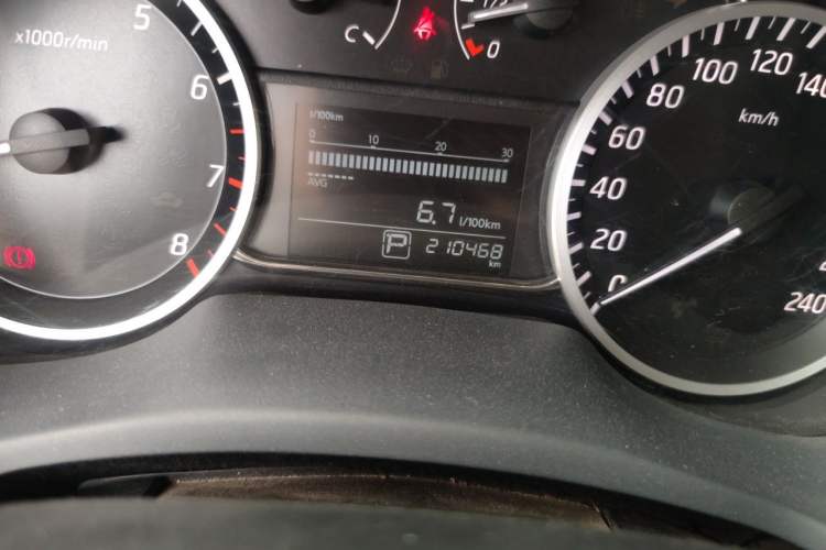 Used Nissan Sylphy 2021 Classic 1.6XE CVT Exclusive Edition Odometer Close Up