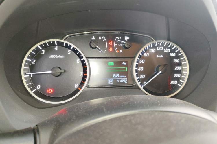 Used Nissan Sylphy 2021 Classic 1.6XL CVT Luxury Edition Odometer Close Up