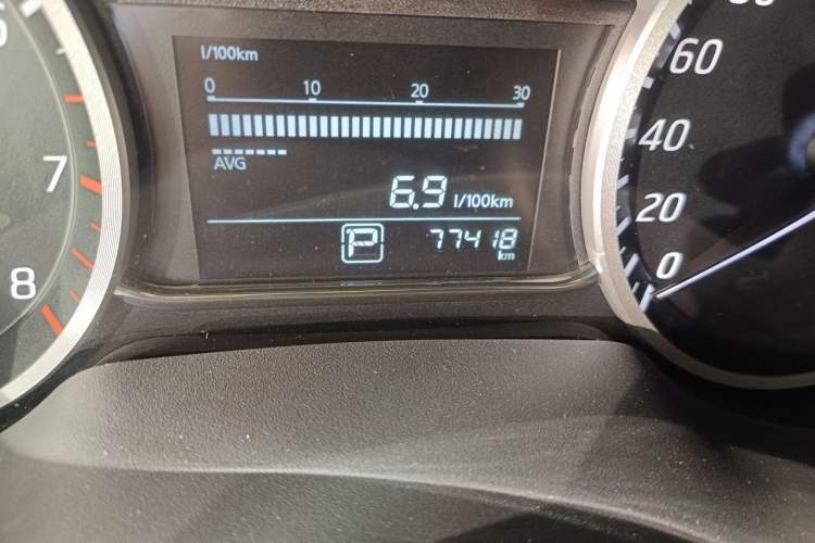 Used Nissan Sylphy 2021 Classic 1.6XL CVT Luxury Edition Odometer Close Up