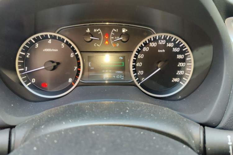 Used Nissan Sylphy 2021 Classic 1.6XL CVT Luxury Edition Odometer Close Up