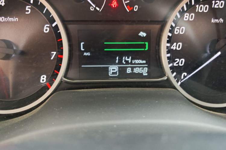 Used Nissan Sylphy 2021 Classic 1.6XE CVT Comfort Edition Odometer Close Up