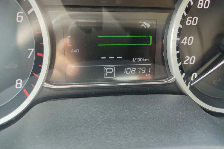 Used Nissan Sylphy 2021 Classic 1.6XE CVT Comfort Edition Odometer Close Up