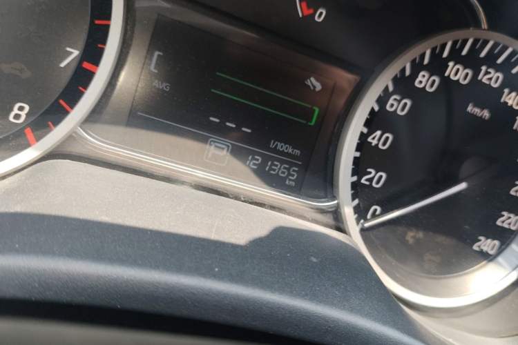 Used Nissan Sylphy 2021 Classic 1.6XE CVT Comfort Edition Odometer Close Up