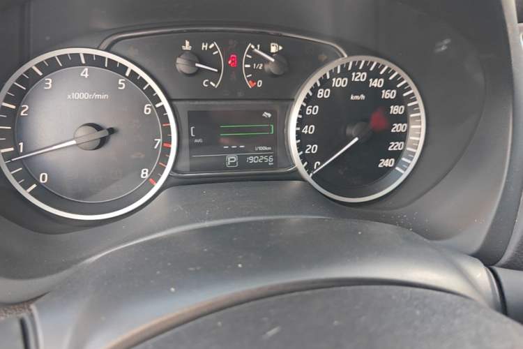 Used Nissan Sylphy 2021 Classic 1.6XE CVT Comfort Edition Odometer Close Up
