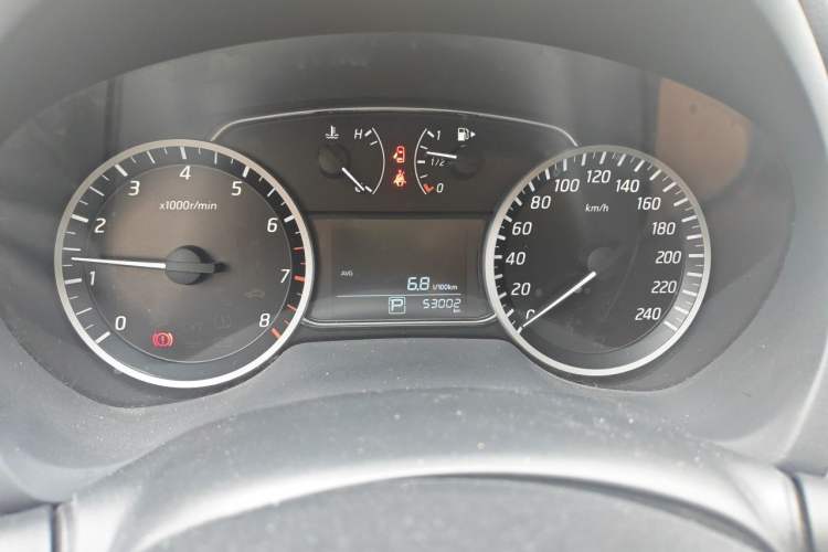 Used Nissan Sylphy 2021 Classic 1.6XL CVT Luxury Edition Odometer Close Up
