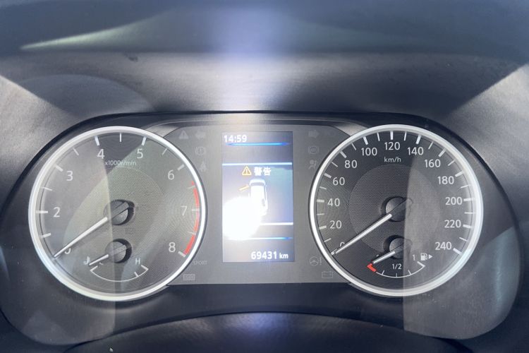 Used Nissan Sylphy 2021 1.6L XL CVT Enjoyment Edition Odometer Close Up