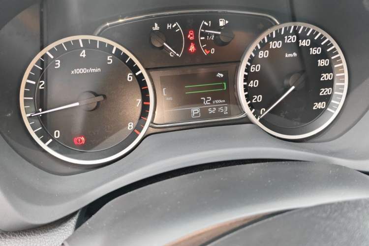 Used Nissan Sylphy 2021 Classic 1.6XL CVT Luxury Edition Odometer Close Up