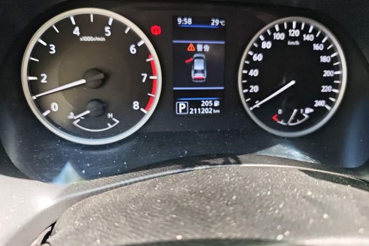 Used Nissan Sylphy 2021 1.6L XL CVT Enjoyment Edition Odometer Close Up