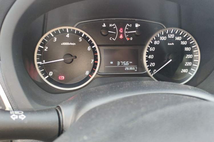 Used Nissan Sylphy 2021 Classic 1.6XE Manual Comfort Edition Odometer Close Up