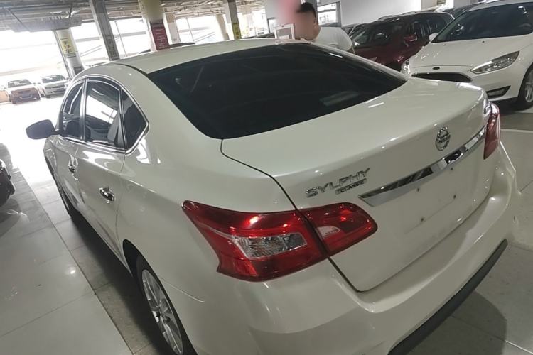 Used Nissan Sylphy 2021 Classic 1.6XL CVT Luxury Edition Rear Left 45 Deg