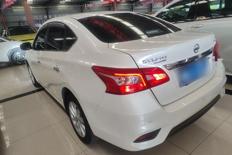 Used Nissan Sylphy 2021 Classic 1.6XL CVT Luxury Edition Rear Left 45 Deg