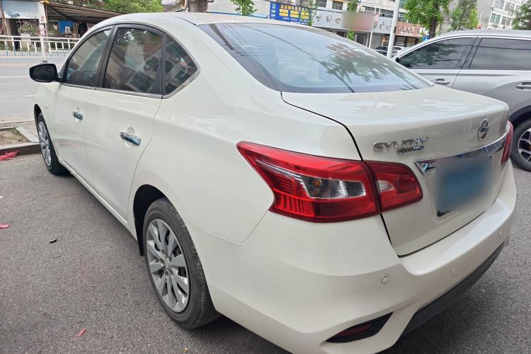 Used Nissan Sylphy 2021 Classic 1.6XE CVT Comfort Edition Rear Left 45 Deg