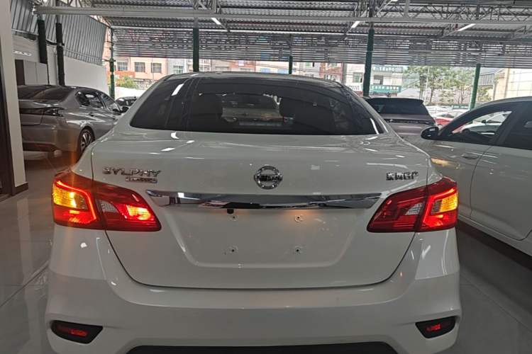 Used Nissan Sylphy 2021 Classic 1.6XE CVT Exclusive Edition Rear