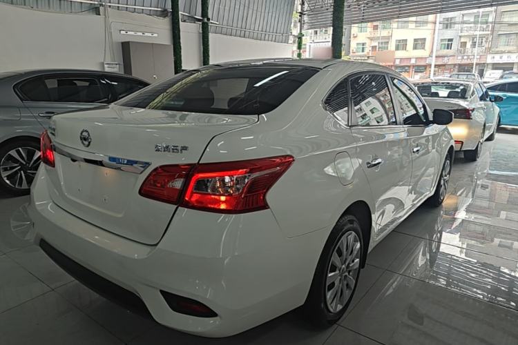 Used Nissan Sylphy 2021 Classic 1.6XE CVT Exclusive Edition Rear Right 45 Deg