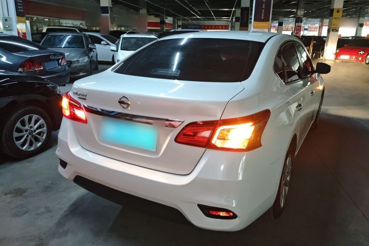 Used Nissan Sylphy 2021 Classic 1.6XE CVT Exclusive Edition Rear Right 45 Deg
