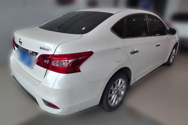 Used Nissan Sylphy 2021 Classic 1.6XE CVT Exclusive Edition Rear Right 45 Deg