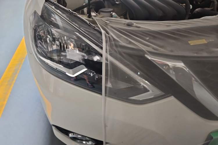 Used Nissan Sylphy 2021 Classic 1.6XL Manual Luxury Edition Right Front Headlight