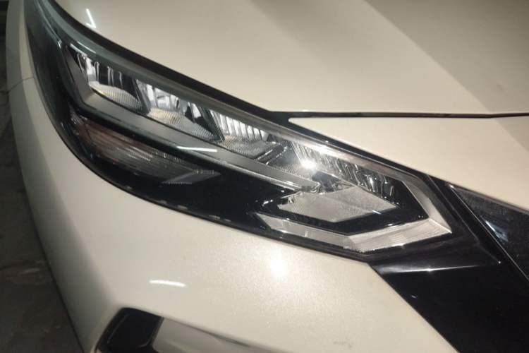 Used Nissan Sylphy 2021 1.6L XL CVT Smart Enjoyment Edition Right Front Headlight