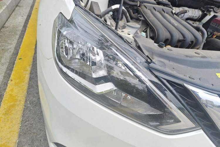 Used Nissan Sylphy 2021 Classic 1.6XL CVT Luxury Edition Right Front Headlight
