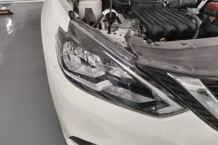 Used Nissan Sylphy 2021 Classic 1.6XL CVT Luxury Edition Right Front Headlight