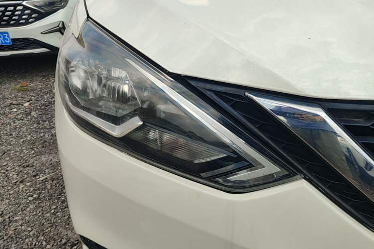 Used Nissan Sylphy 2021 Classic 1.6XE CVT Comfort Edition Right Front Headlight